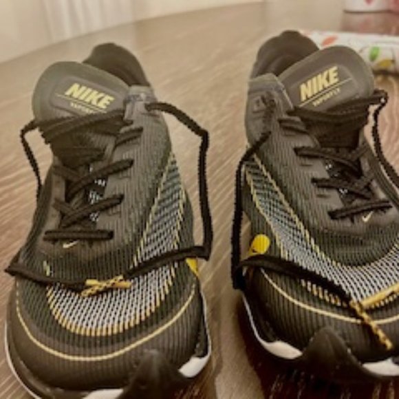 Nike ZoomX Vaporfly Next% 2 Womens size 8 - Picture 7 of 16